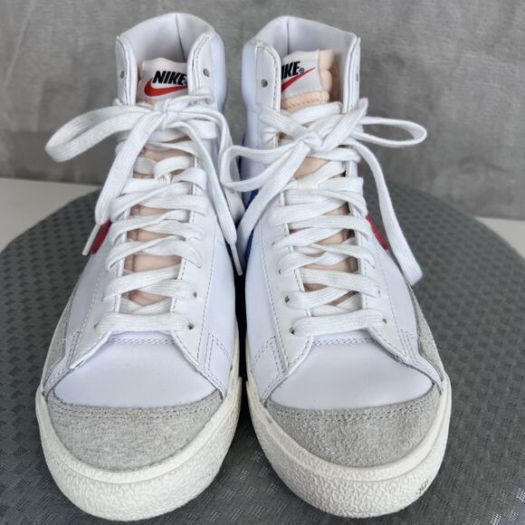 Nike Blazer Mid 77 Sneakers Mens 8.5 or Womens 10 Vintage Mismatched‎ Swoosh main image 7
